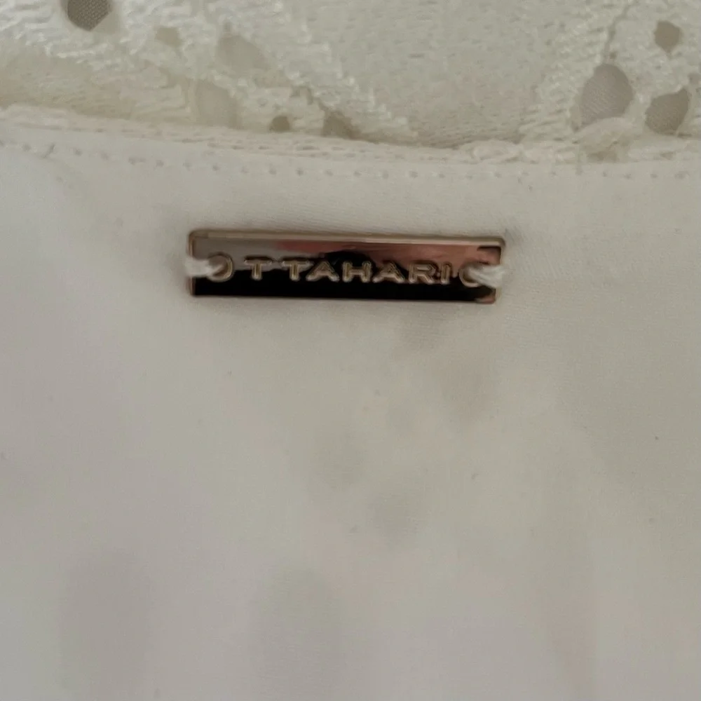 Tahari white lattic